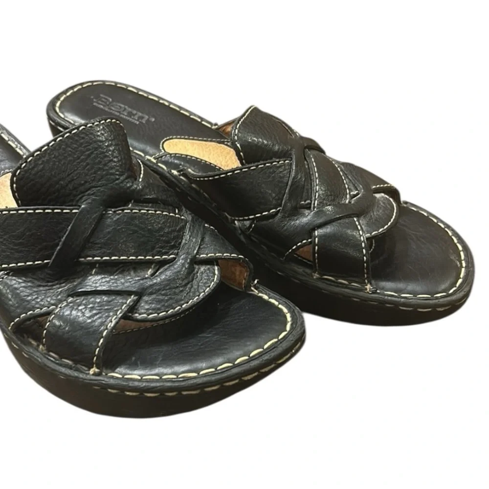 Born Folly Slip On Black Learher Wedge Sandals Size 8 - Picture 11 of 11